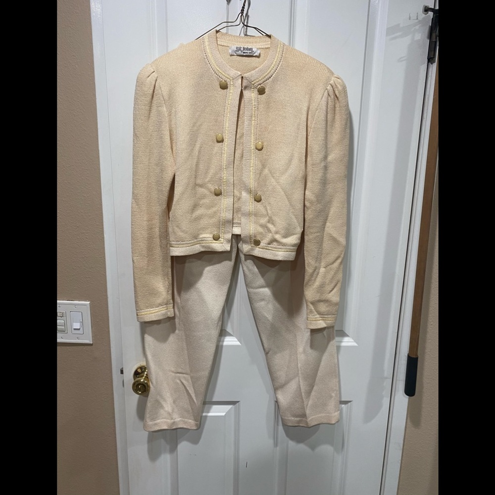 St. John Yellow Knit - Petit size 4